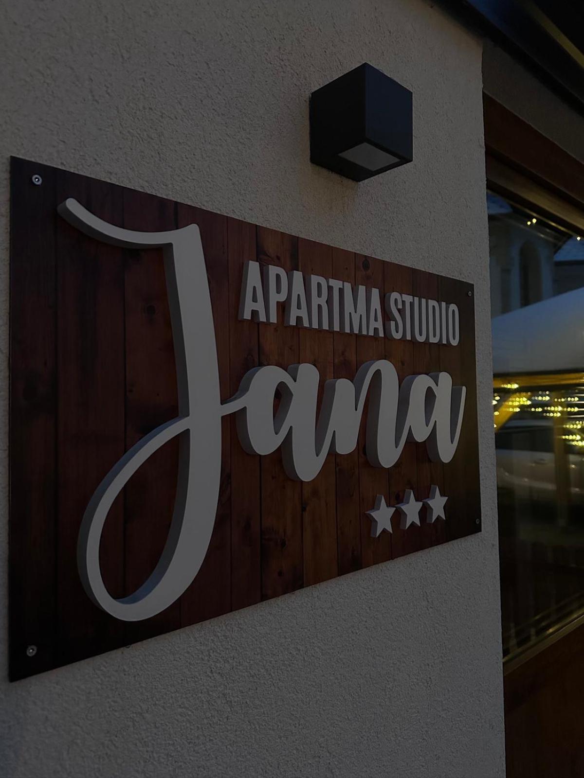 Apartma Studio Jana Kranjska Gora Bagian luar foto